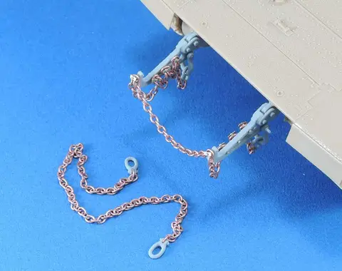 IDF AFV Towing Horn/Chain set
