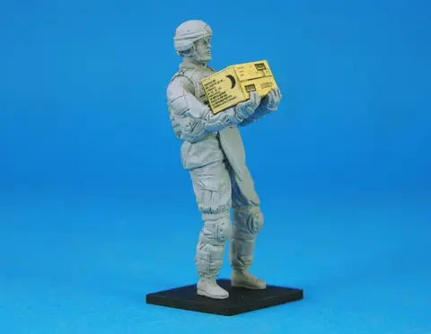 US OIF Soldier at rest