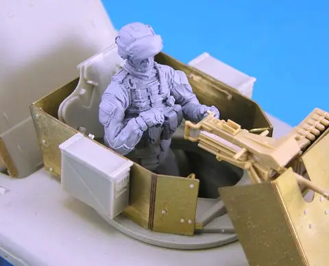Vehicle Gunner