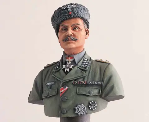 GERMAN COSSACK COLONEL W/BASE (Bust)